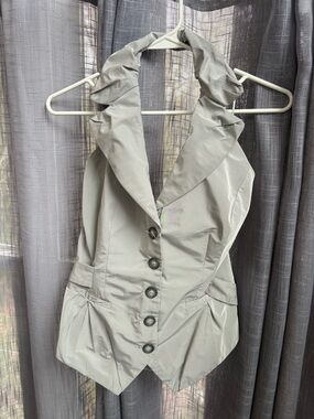 Women’s gray Button Detail Halter Neck Open Back Blouse Top Size 10 / M by Cue